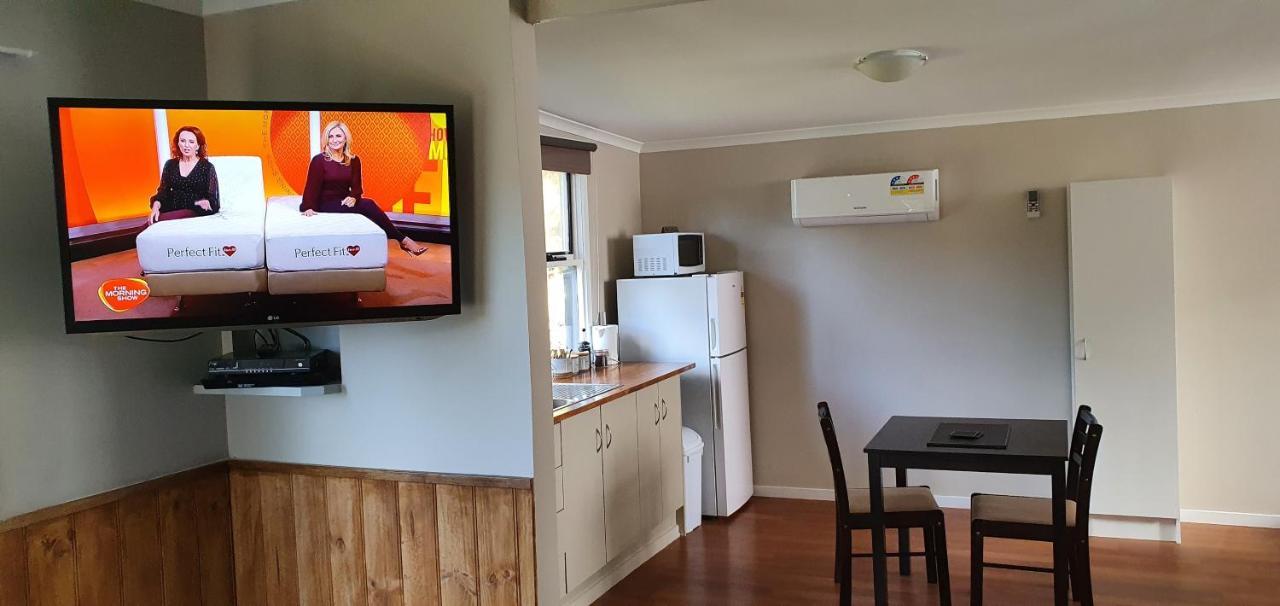 לינה וארוחת בוקר Moina Cradle Alpine Retreat מראה חיצוני תמונה