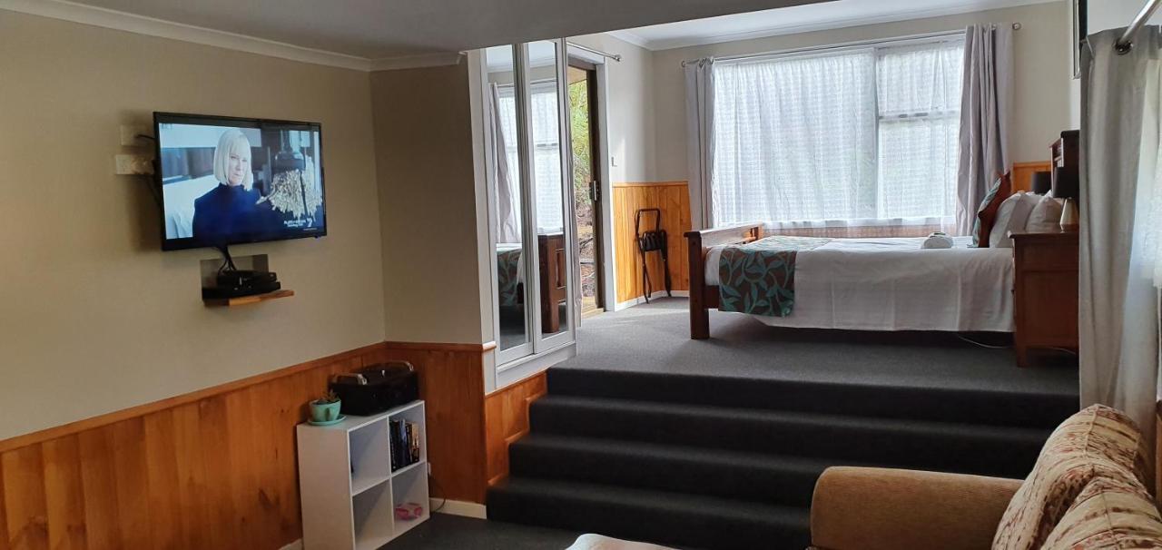 לינה וארוחת בוקר Moina Cradle Alpine Retreat מראה חיצוני תמונה