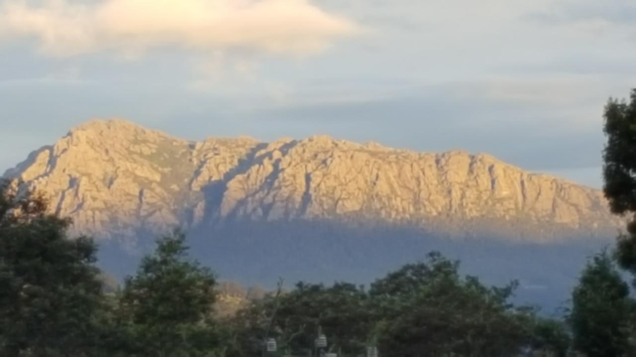 לינה וארוחת בוקר Moina Cradle Alpine Retreat מראה חיצוני תמונה